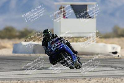 media/Dec-07-2025-CVMA (Sun) [[3e7d2de5dc]]/Race 4-Supersport Middleweight/